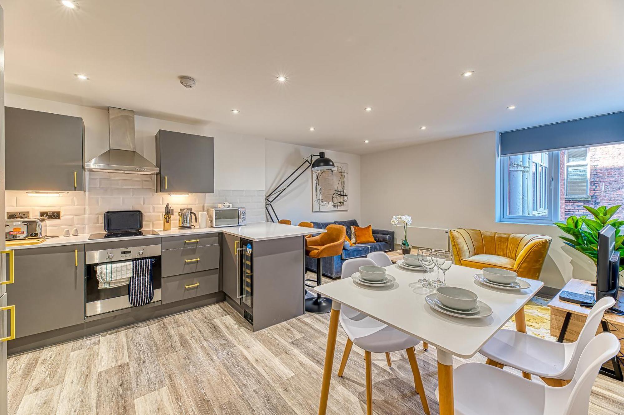 פרסטון Charles House Serviced Apartments מראה חיצוני תמונה