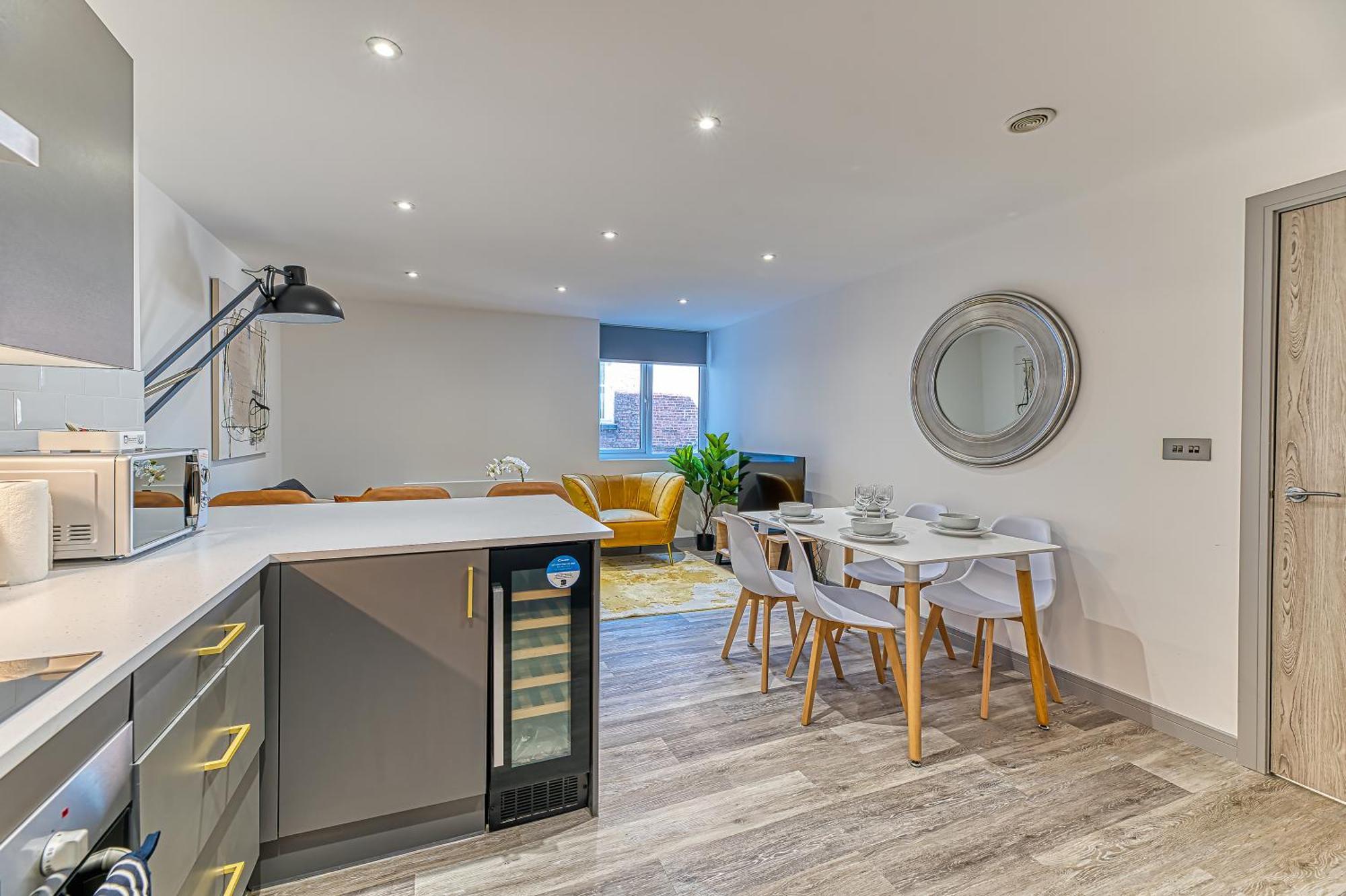 פרסטון Charles House Serviced Apartments מראה חיצוני תמונה